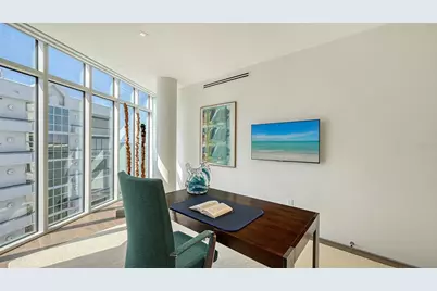 280 Golden Gate Point #600, Sarasota, FL 34236 - Photo 35