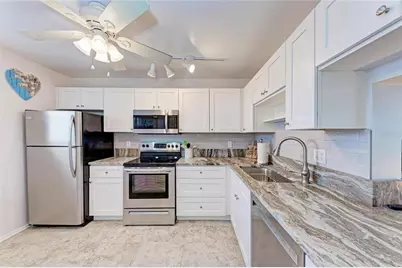 4040 Ironwood Circle #401F, Bradenton, FL 34209 - Photo 5