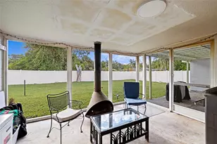 3338 Cambridge Dr, Sarasota, FL 34232 - Photo 23