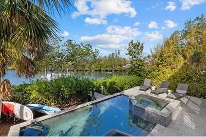 5246 Avenida Del Mare, Sarasota, FL 34242 - Photo 17