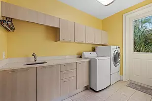 5246 Avenida Del Mare, Sarasota, FL 34242 - Photo 27