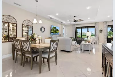 4925 Surfside Circle, Bradenton, FL 34211 - Photo 9