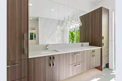 2624 Mulberry Terrace, Sarasota, FL 34239 - Photo 33