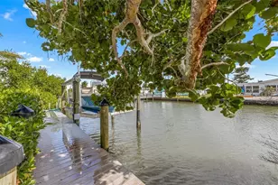 505 65th St, Holmes Beach, FL 34217 - Photo 49