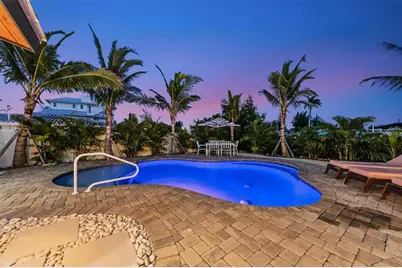 505 65th Street, Holmes Beach, FL 34217 - Photo 53