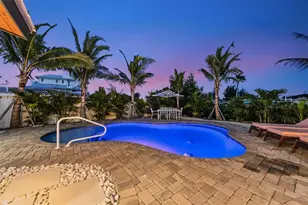 505 65th St, Holmes Beach, FL 34217 - Photo 53