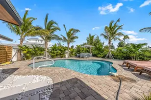 505 65th St, Holmes Beach, FL 34217 - Photo 37