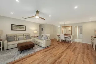 902 68th St W, Bradenton, FL 34209 - Photo 9