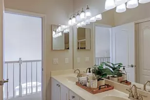 8737 Pebble Creek Ln, Sarasota, FL 34238 - Photo 33