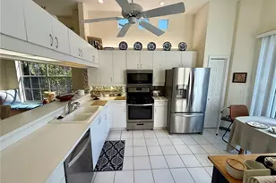 7628 Whitebridge Glen, University Park, FL 34201 - Photo 15