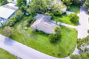 2588 Colorado St, Sarasota, FL 34237 - Photo 7