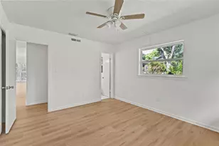 2588 Colorado St, Sarasota, FL 34237 - Photo 17