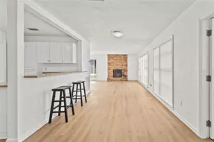 2588 Colorado St, Sarasota, FL 34237 - Photo 5