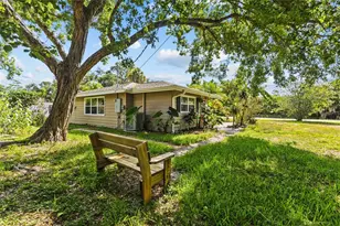 2588 Colorado St, Sarasota, FL 34237 - Photo 33