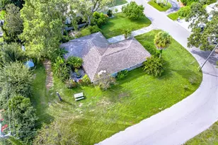 2588 Colorado St, Sarasota, FL 34237 - Photo 9