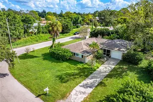 2588 Colorado St, Sarasota, FL 34237 - Photo 5