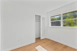 2588 Colorado St, Sarasota, FL 34237 - Photo 13