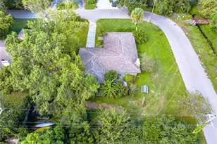 2588 Colorado St, Sarasota, FL 34237 - Photo 45