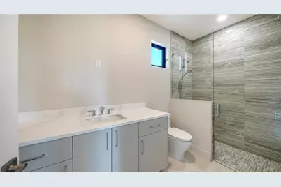 1966 Wisteria Street, Sarasota, FL 34239 - Photo 45
