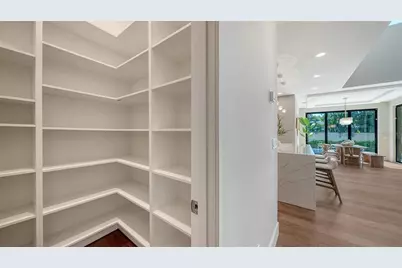 1966 Wisteria Street, Sarasota, FL 34239 - Photo 21