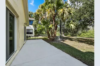 4133 Carriage Drive #18, Sarasota, FL 34241 - Photo 27