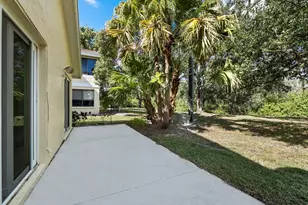 4133 Carriage Dr, Sarasota, FL 34241 - Photo 27