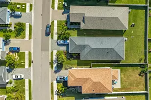 5727 Bungalow Grove Ct, Palmetto, FL 34221 - Photo 35