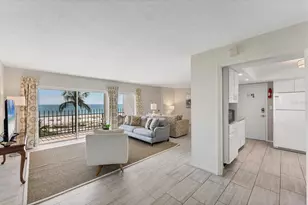 101 Benjamin Franklin Dr, Sarasota, FL 34236 - Photo 11