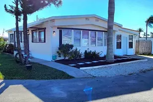 416 52nd Ave Dr W, Bradenton, FL 34207 - Photo 1