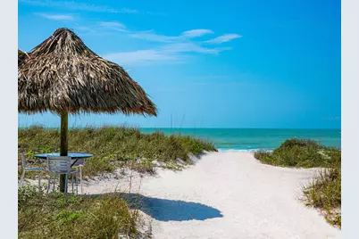 1241 Gulf Of Mexico Drive #203, Longboat Key, FL 34228 - Photo 37
