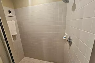 5220 Hyland Hills Ave, Sarasota, FL 34241 - Photo 11