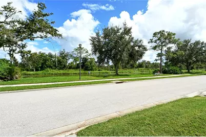 5240 Mahogany Run Avenue, Sarasota, FL 34241 - Photo 7