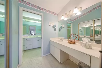 5941 Clubside Drive #5941, Sarasota, FL 34243 - Photo 35