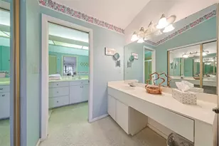 5941 Clubside Dr, Sarasota, FL 34243 - Photo 35