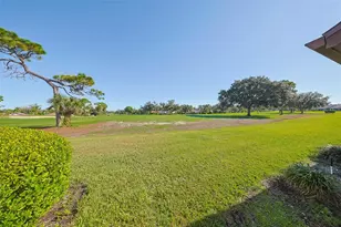 5941 Clubside Dr, Sarasota, FL 34243 - Photo 39