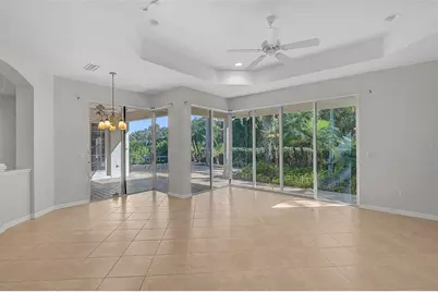 7815 Ashley Circle, Bradenton, FL 34201 - Photo 9