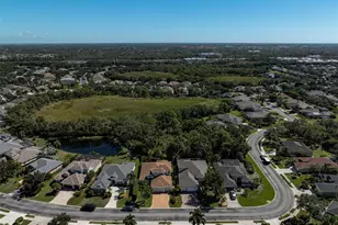 7815 Ashley Cir, Bradenton, FL 34201 - Photo 27