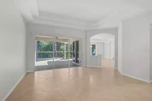 7815 Ashley Cir, Bradenton, FL 34201 - Photo 5