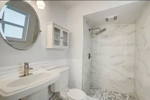 2214 SE 13th St, Cape Coral, FL 33990 - Photo 11