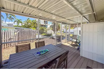 2813 Avenue E, Holmes Beach, FL 34217 - Photo 19