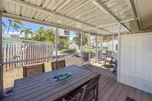 2813 Avenue E, Holmes Beach, FL 34217 - Photo 19