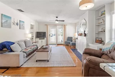 2813 Avenue E, Holmes Beach, FL 34217 - Photo 5