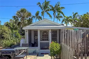 2813 Avenue E, Holmes Beach, FL 34217 - Photo 21