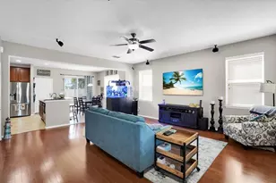 9207 English Oaks Ln, Riverview, FL 33578 - Photo 7