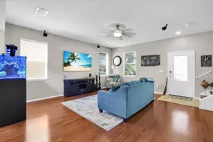 9207 English Oaks Ln, Riverview, FL 33578 - Photo 3