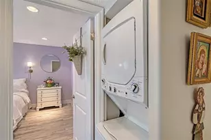 2640 Clubhouse Dr, Sarasota, FL 34232 - Photo 15