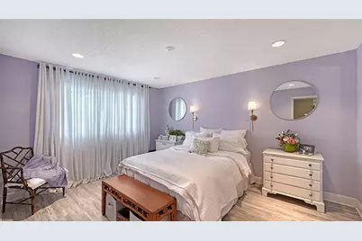 2640 Clubhouse Drive #203, Sarasota, FL 34232 - Photo 13