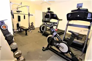 2763 Woodgate Ln, Sarasota, FL 34231 - Photo 21