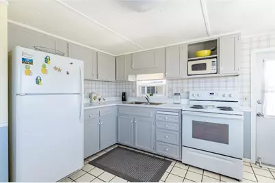 365 Andros Drive, Sarasota, FL 34233 - Photo 7