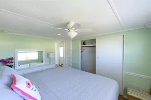 365 Andros Dr, Sarasota, FL 34233 - Photo 15